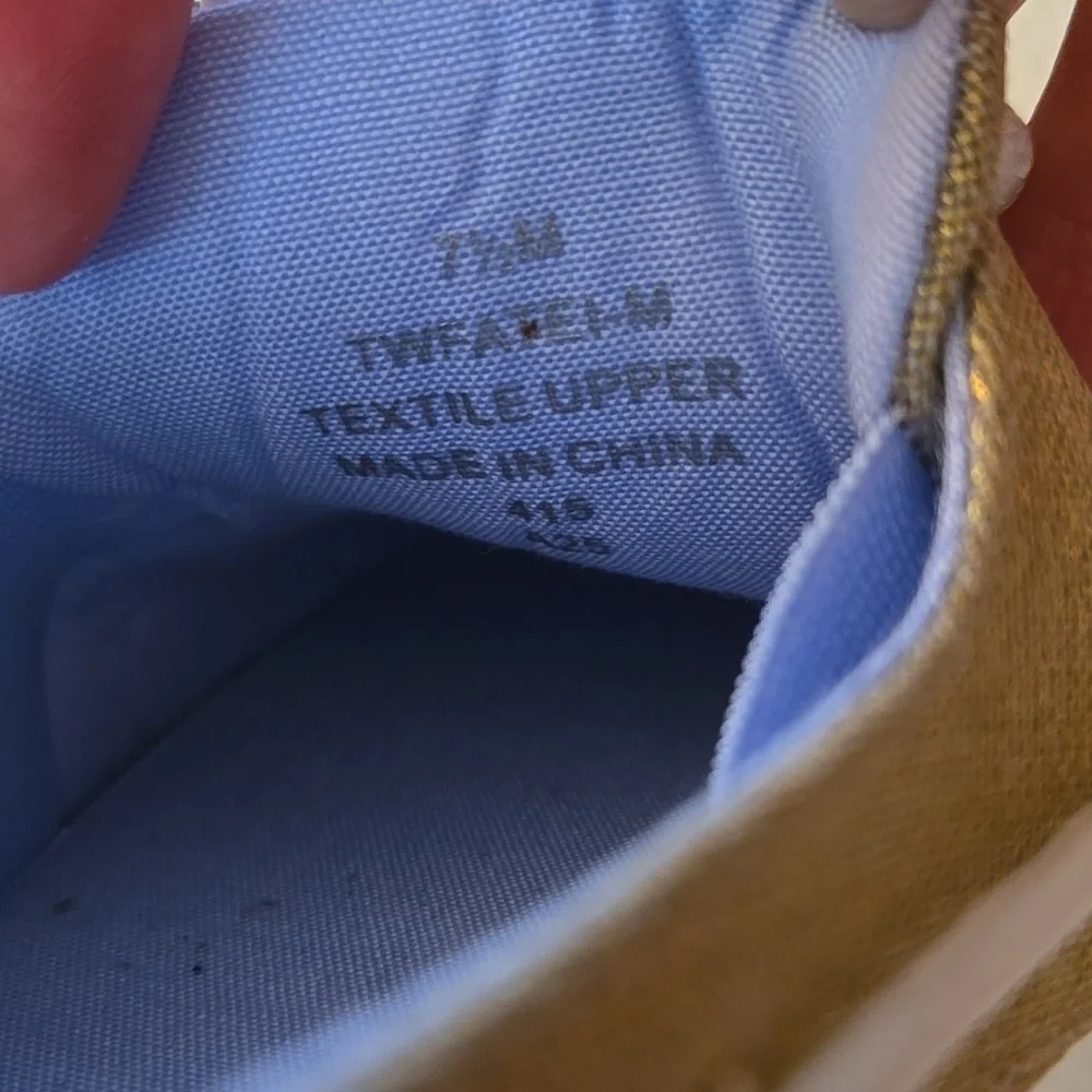 Tommy Hilfiger Women's Lace-Up Slip-On Gold Shimmer Boat Shoes Size 7.5